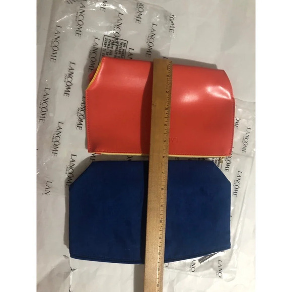 2 Lancôme cosmetic bags - Picture 5 of 5